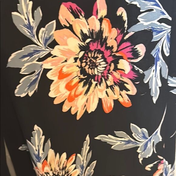 Mimi Chica Women’s Black Floral Sleeveless Maxi Dress with Front Slit Size M - Picture 6 of 7